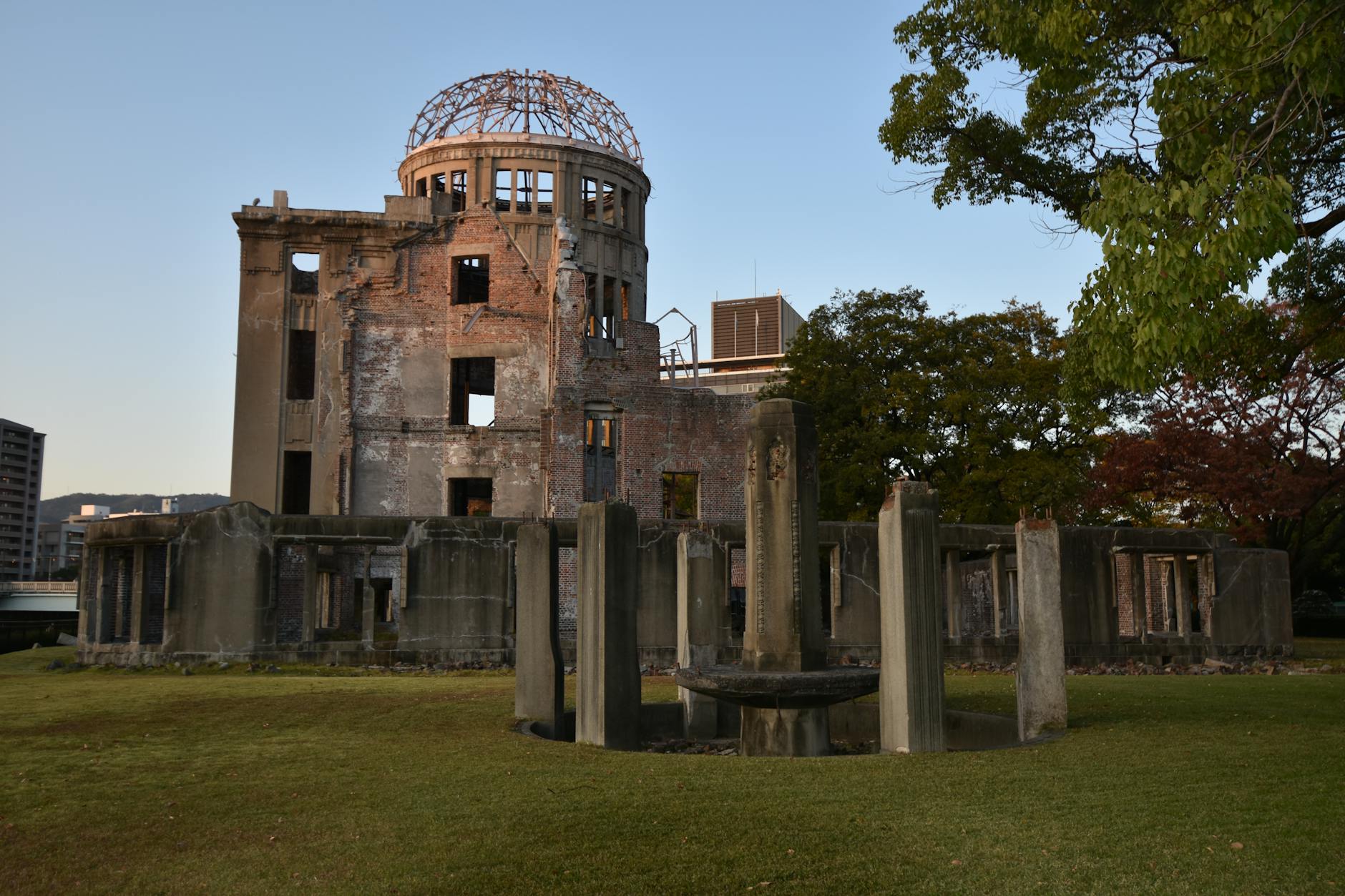 Kostenloses Stock Foto zu friedensdenkmal, gras, hiroshima