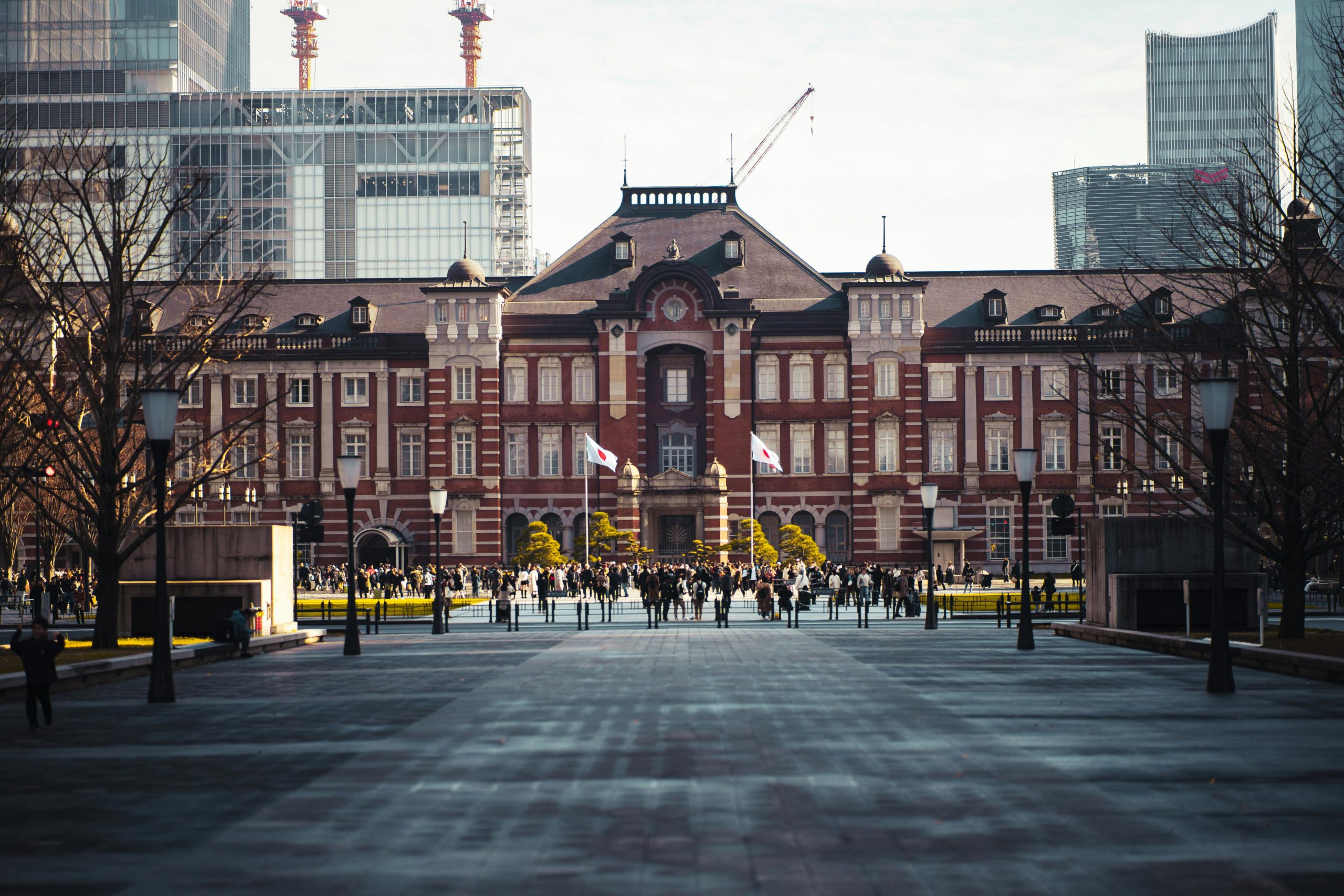 Kostenloses Stock Foto zu bahnhof tokio, bäume, fassade